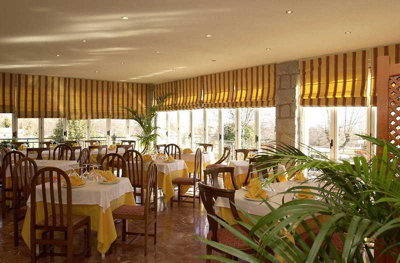 Hotel Rural Las Gacelas Becerril de la Sierra Restaurant photo